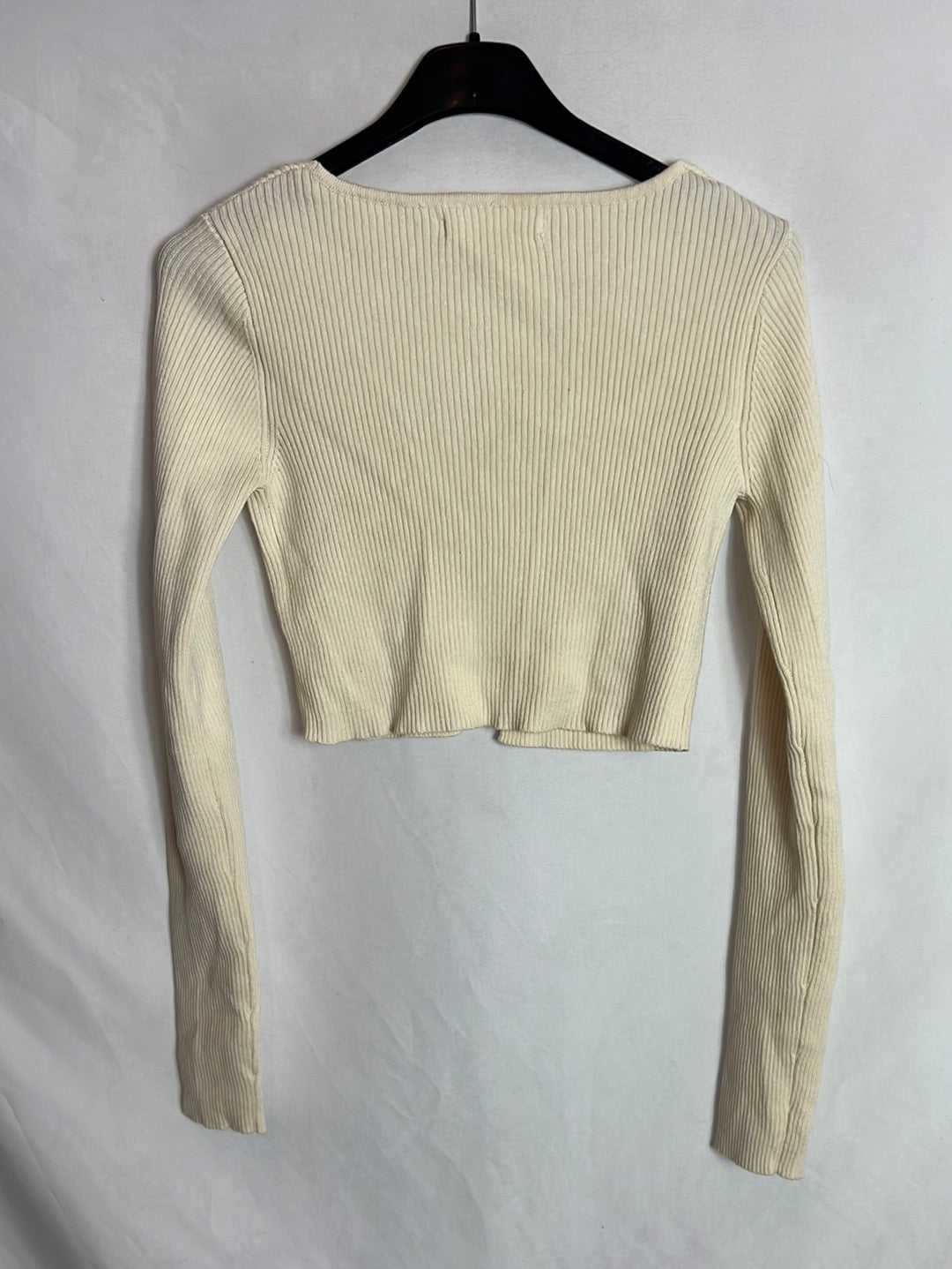 PULL&BEAR. Top beige canalé T.s