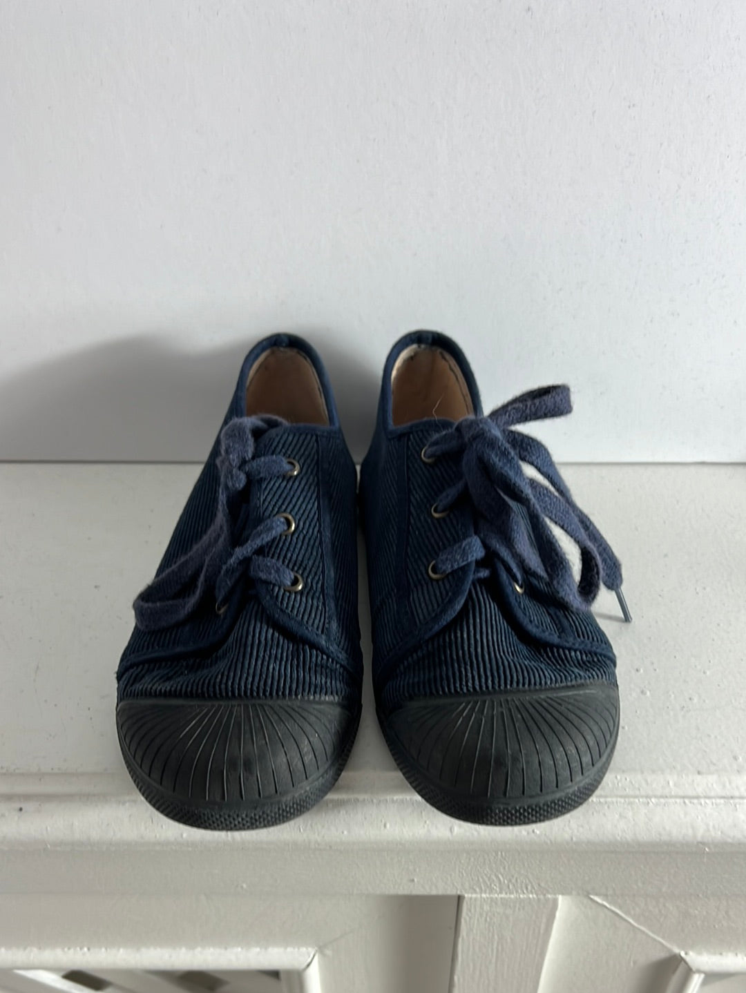 PISAMONAS. Zapatillas cordones micropana azules. T 29