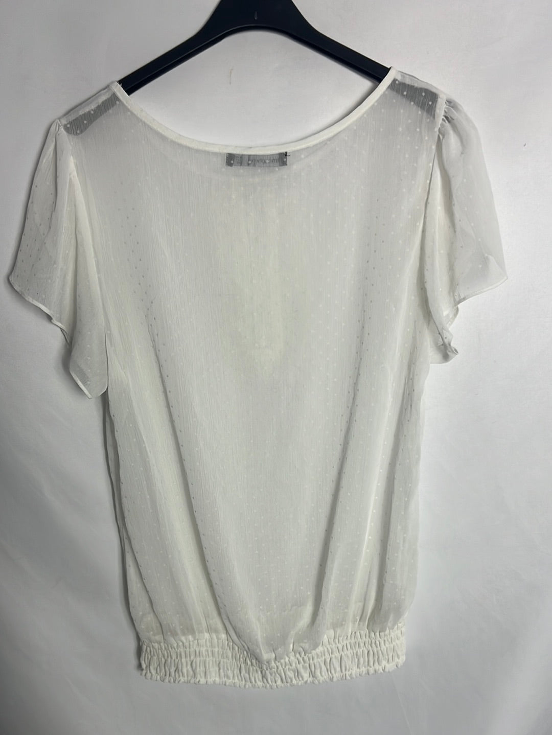 PRIMARK. Blusa blanca plumeti. T 42