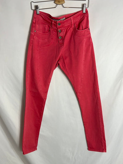 PLEASE. Pantalones denim pitillo rojos. T 36