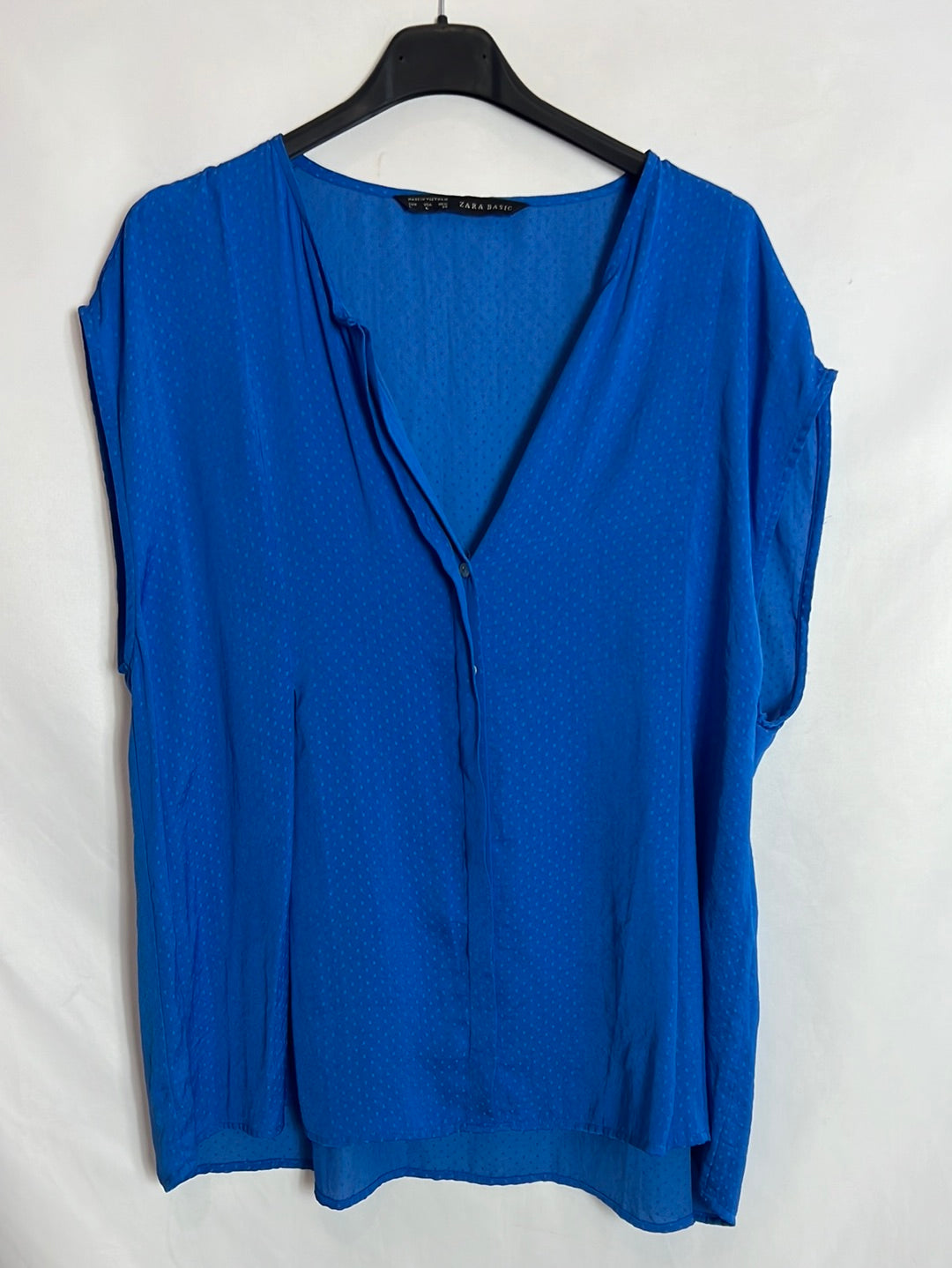 ZARA. Top fluido azul lunares. T L