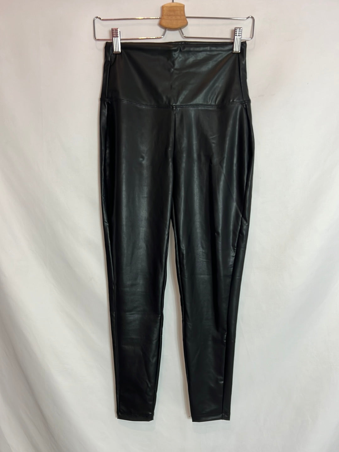 ZEZANA. Leggins negro polipiel T.m