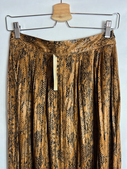 ZARA. Falda  midi plisada animal print. T S