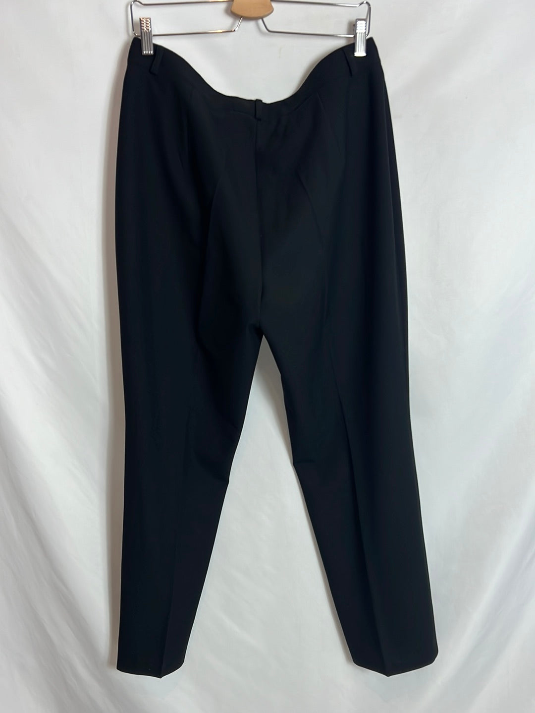 CORTEFIEL. Pantalones negros pinzas. T 48