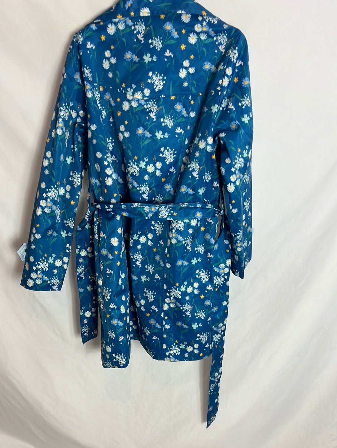 ANA BLOOMS. Gabardina azul estampada flores. T.M