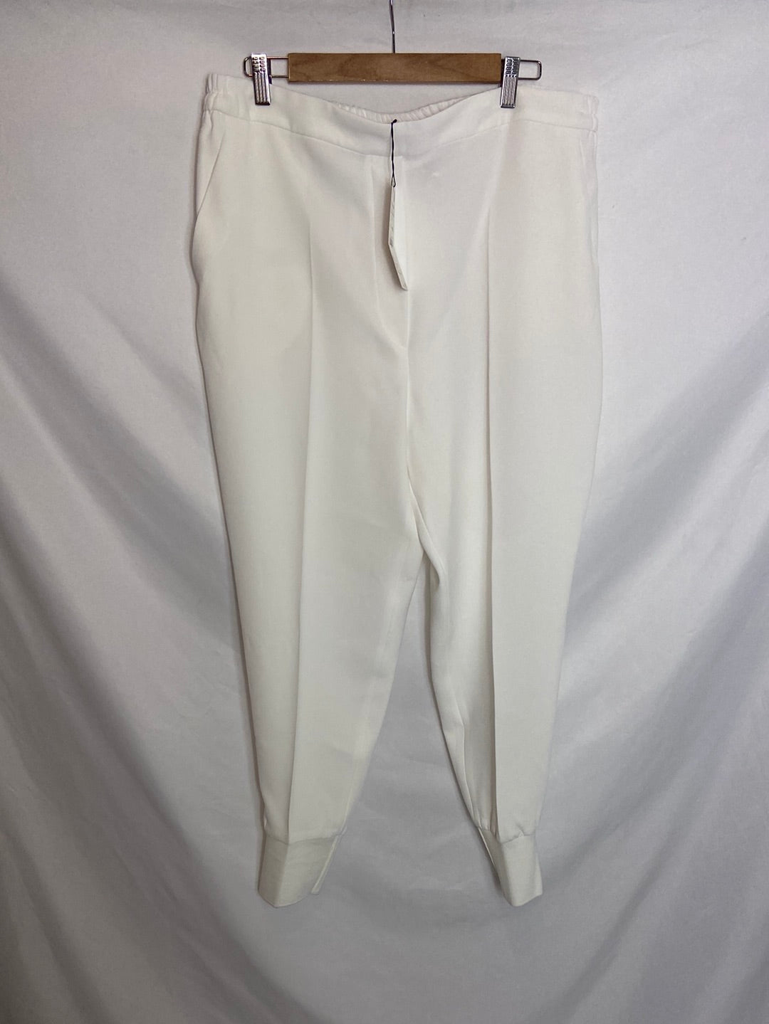 ZARA. Pantalón jogger blanco T. XXL