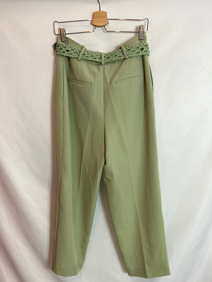 ZARA. Pantalón verde pinzas T.s