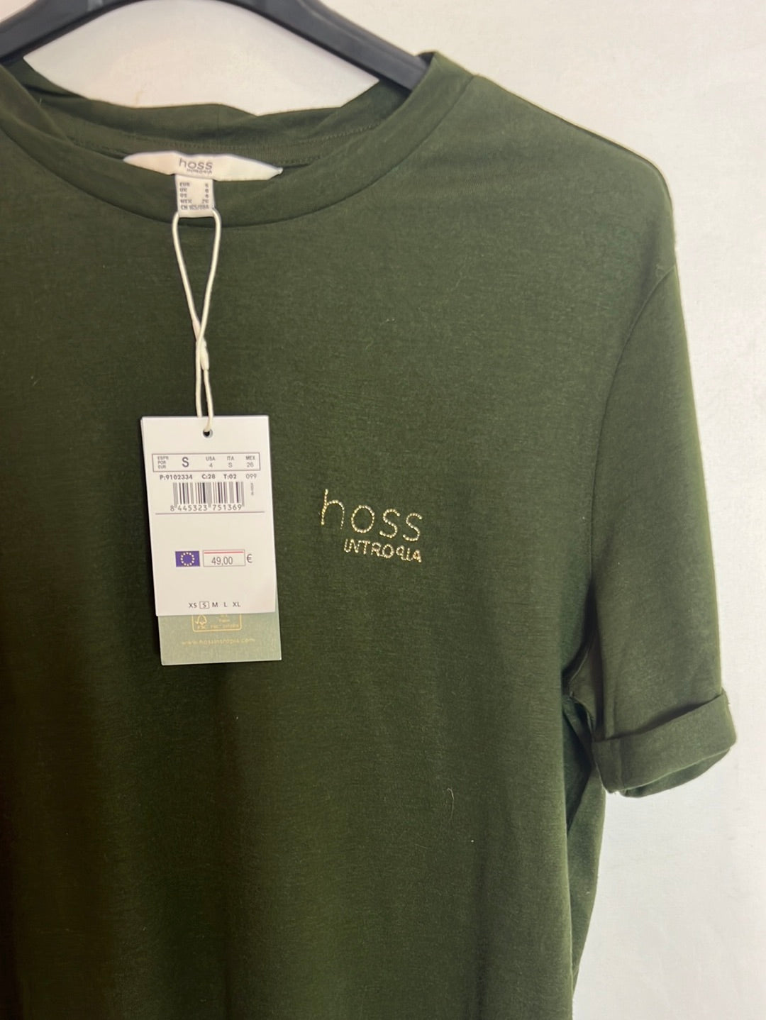 INTROPIA. Camiseta verde logo. T S