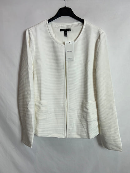 MANGO. Chaqueta blanca textura. T XL