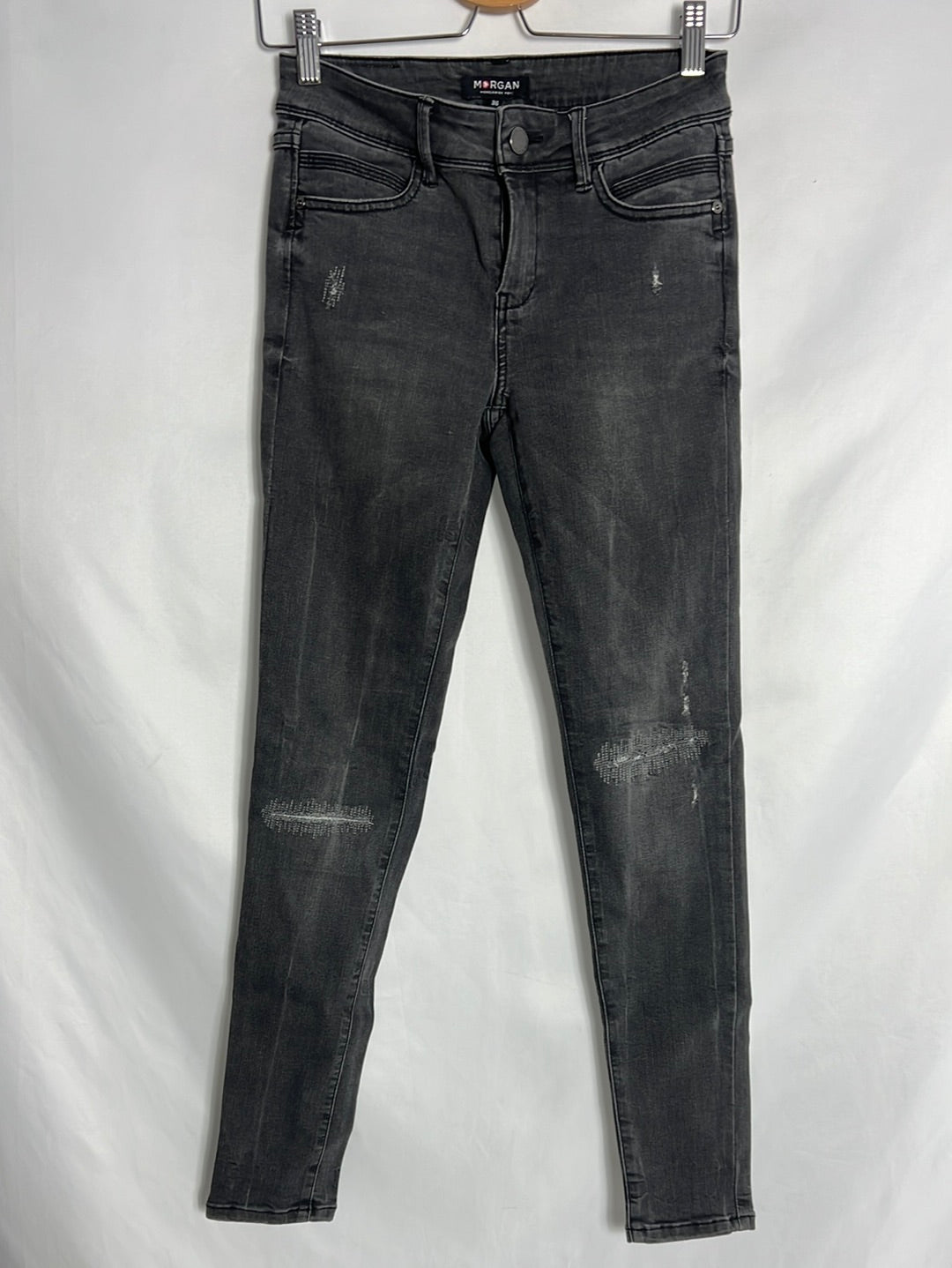 MORGAN. Pantalón denim pitillo gris rotos. T 36