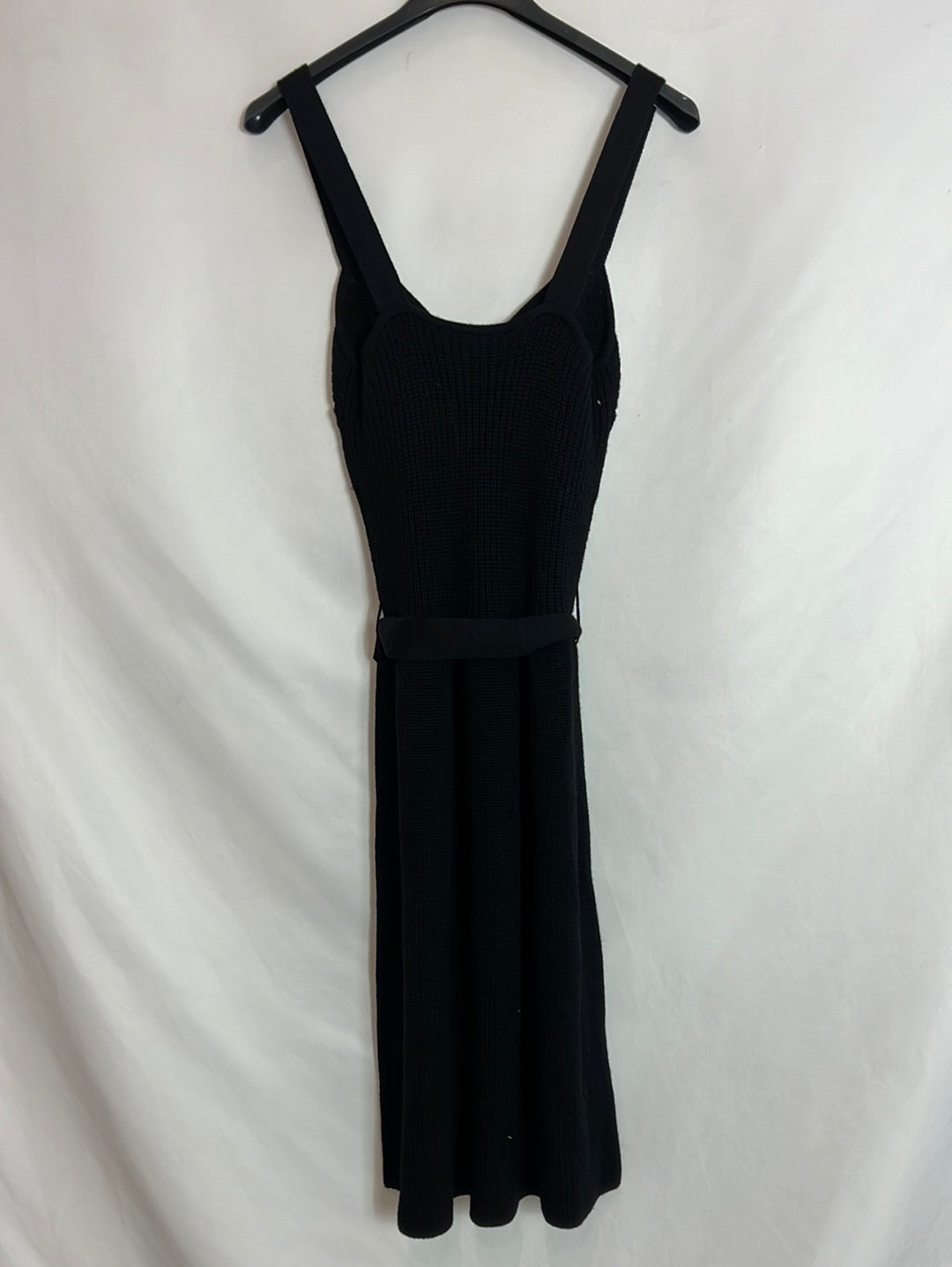 INTROPIA. Vestido lana tirantes negro. T XS