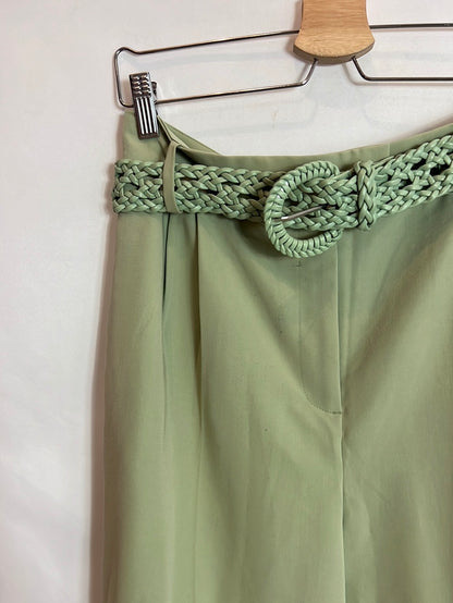 ZARA. Pantalón verde pinzas T.s