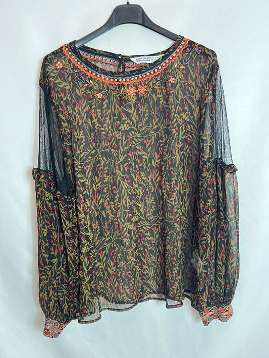 ZARA. Blusa semitransparente estampada. T XXL