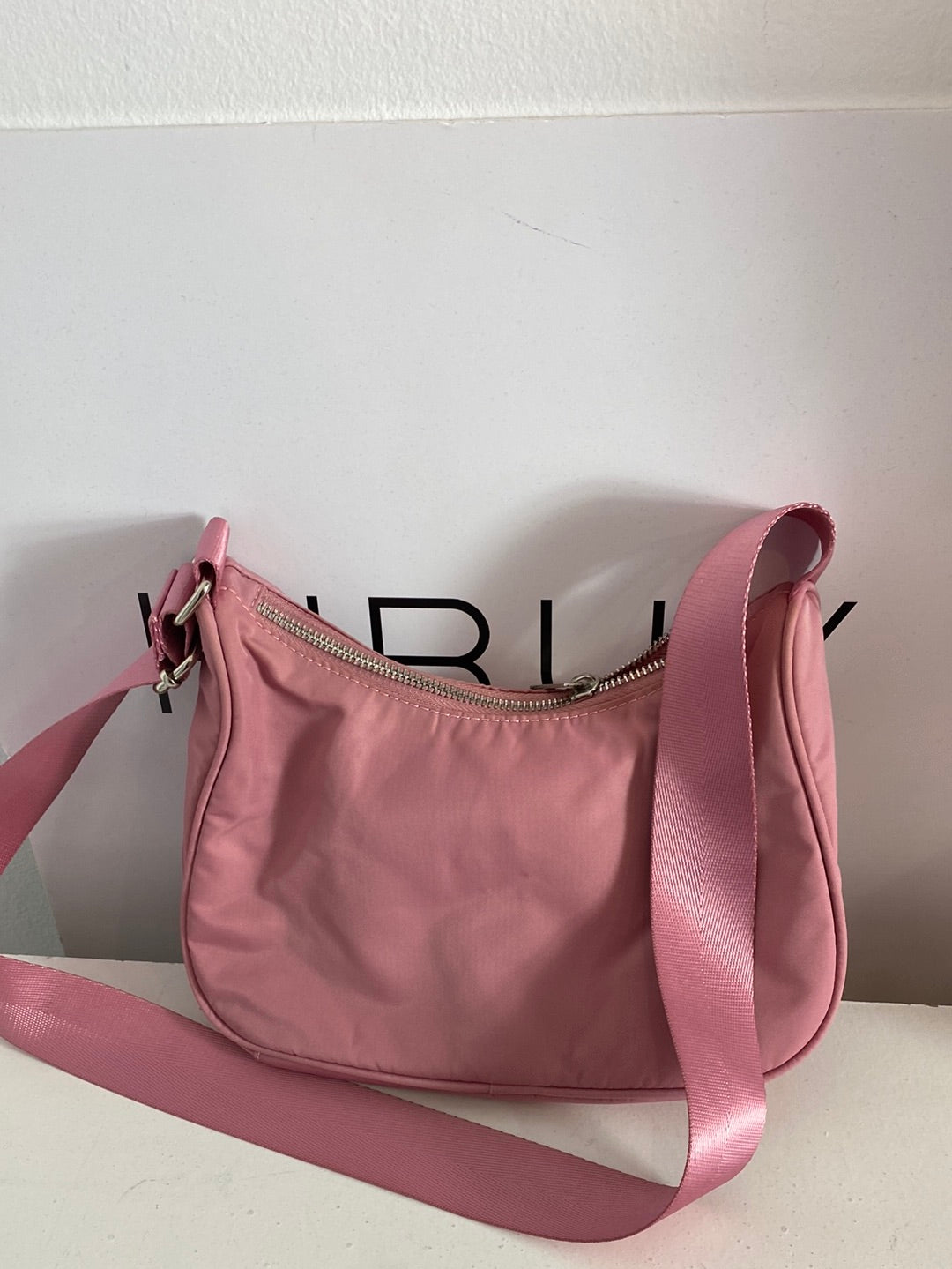 STRADIVARIUS. Bolso rosa