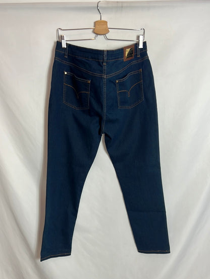 CORTEFIEL. Pantalones denim pitillo oscuros. T 48