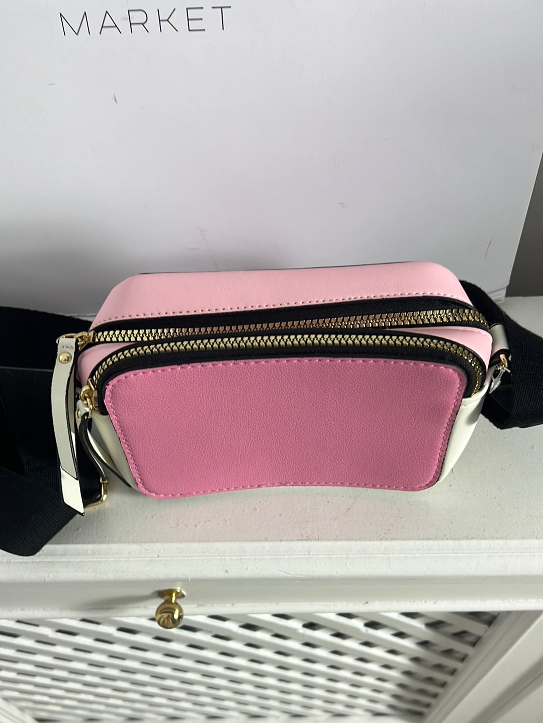 PRIMARK. Bolso rosa y blanco asa tela