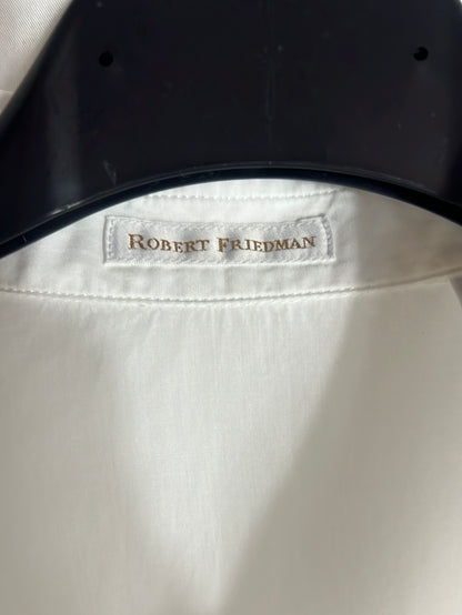 ROBERT FRIEDMAN. Camisa blanca bolsillo. T S