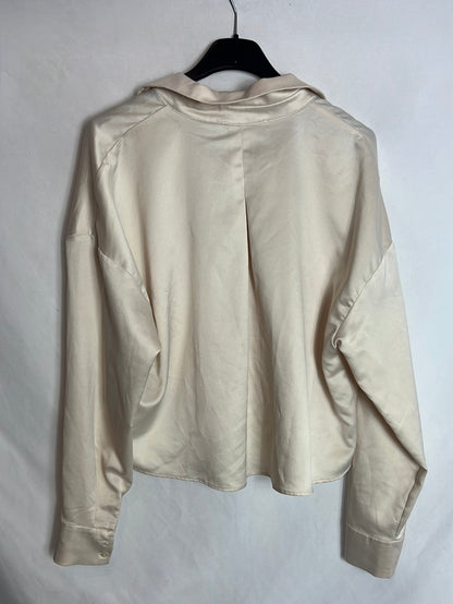 PULL&BEAR. Blusa beige satinada T.s