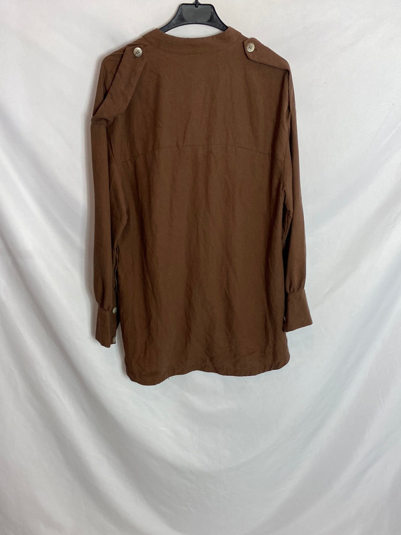 ZARA. Blusa marrón oversized larga. T.XS