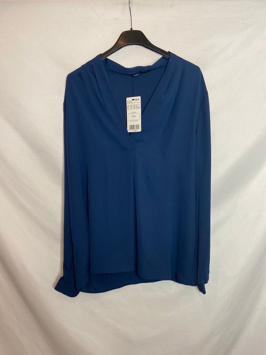 MANGO. Blusa azul fluida T.XL