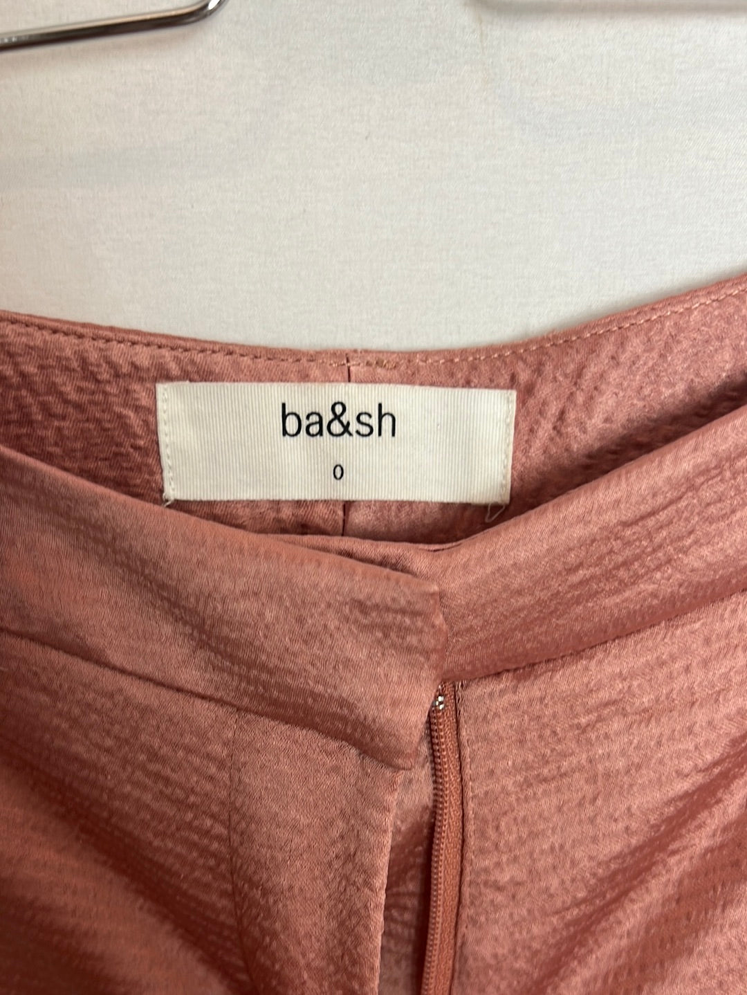 BA&SH. Pantalón de vestir  rosa satinado. T 0 (34)