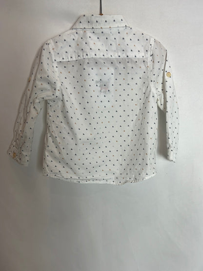 ZARA. Camisa barquitos pajarita. T 12-18 meses