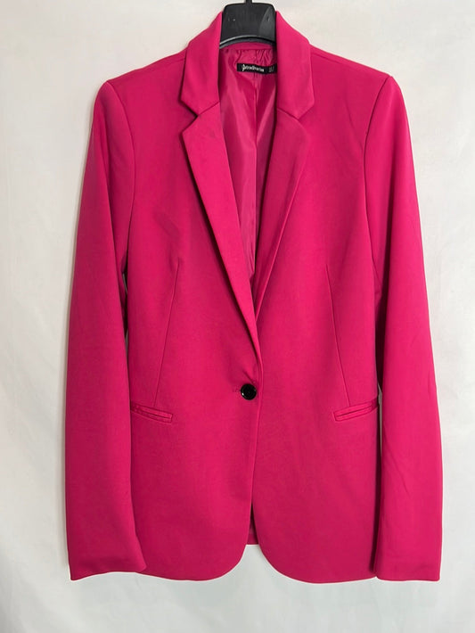 STRADIVARIUS. Blazer rosa básica T.s