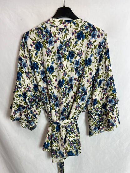 ZARA. Kimono flores azules con cinturón. TXXL