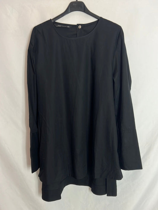 ZARA. Blusa negra larga asimétrica. T XL