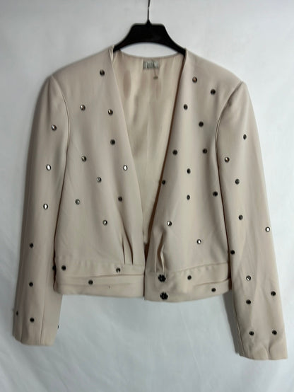 INTROPIA. Chaqueta beige detalle pedrería. T 46 (L)