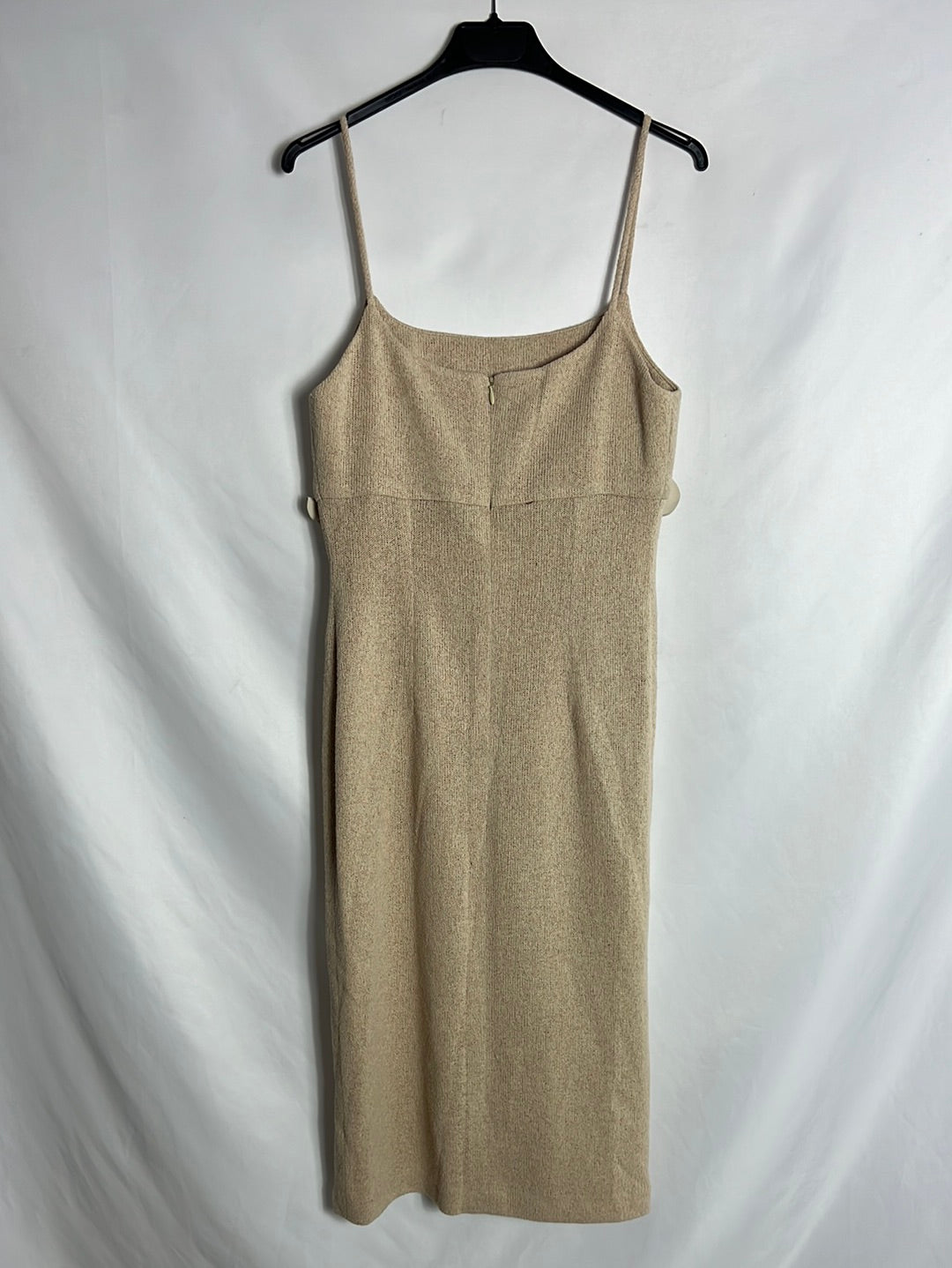 CARMEN MAZA. Vestido midi punto beige. T 40