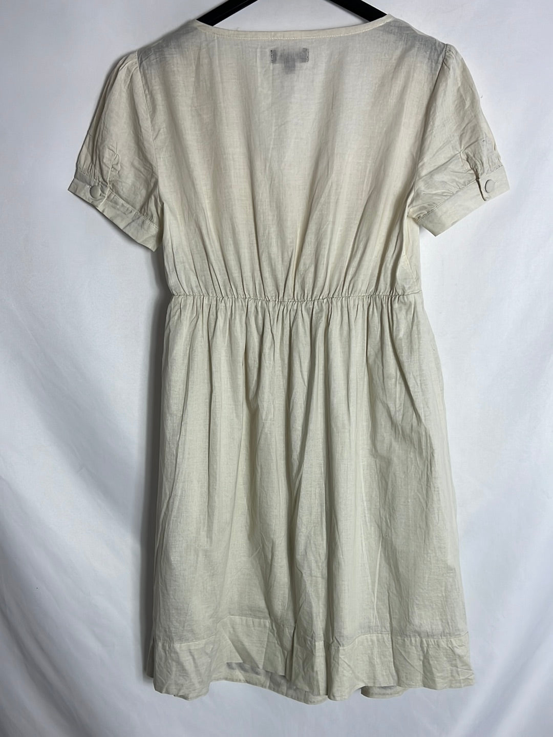 BLANCO. Vestido beige detalle bordados. T 36