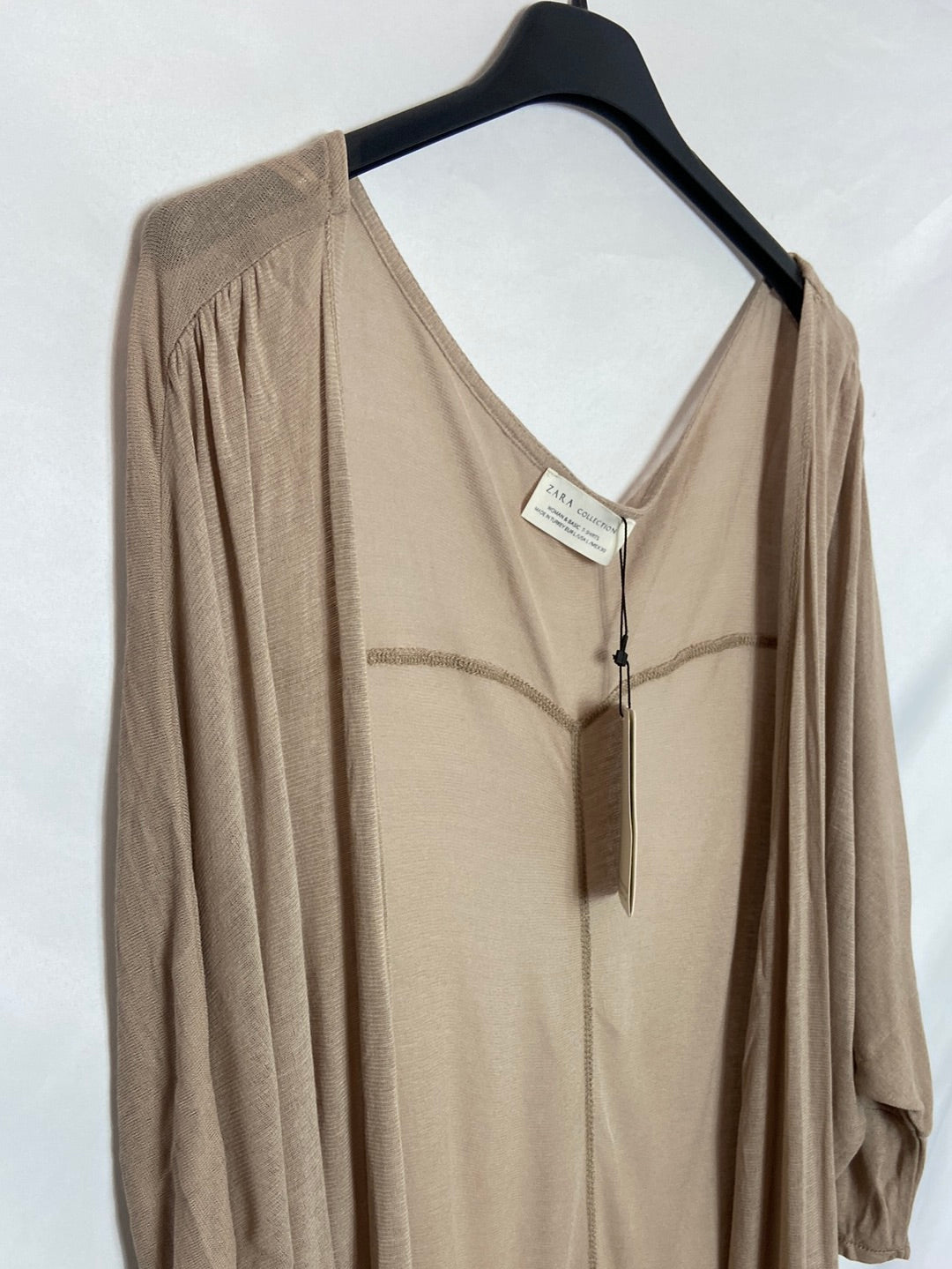 ZARA. Cardigan fino beige T. L