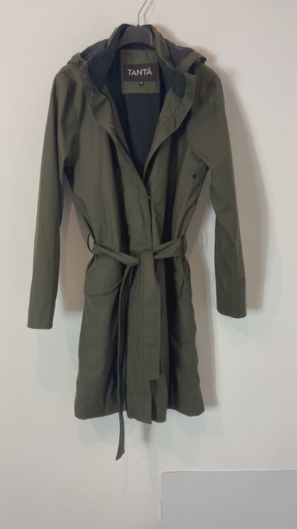 TANTÄ. Chaqueta impermeable 3/4 verde oscuro. T 38