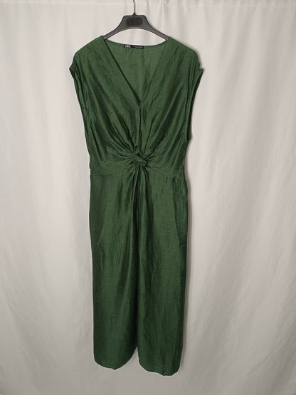 ZARA. Vestido midi verde nudo  T.l