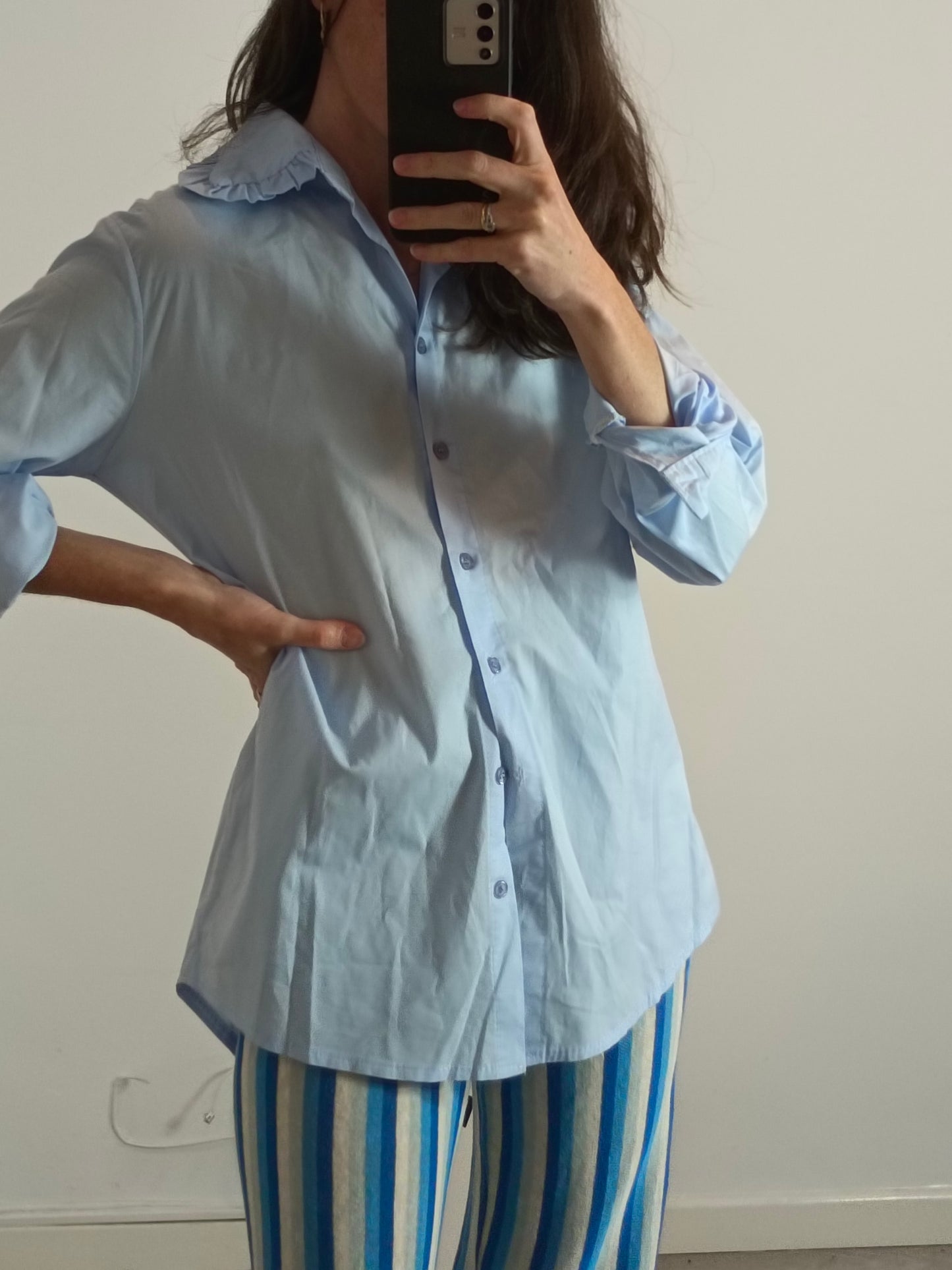 OTRAS. Camisa azul oversized Tu(S)