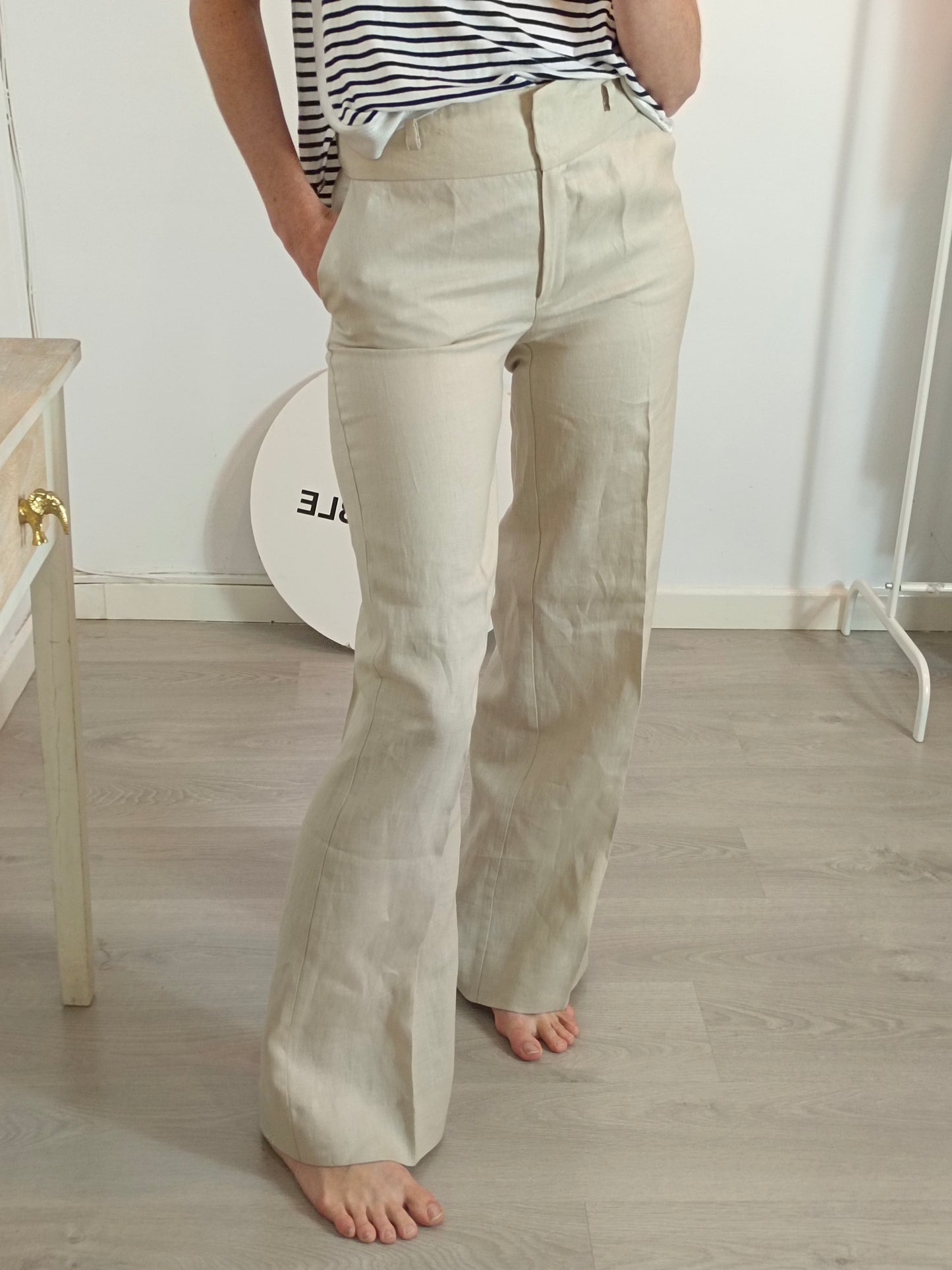 MANGO. Pantalón beige lino T.38