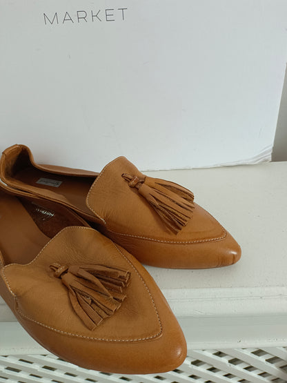 FRAMBUA. mocasines camel piel  T.39