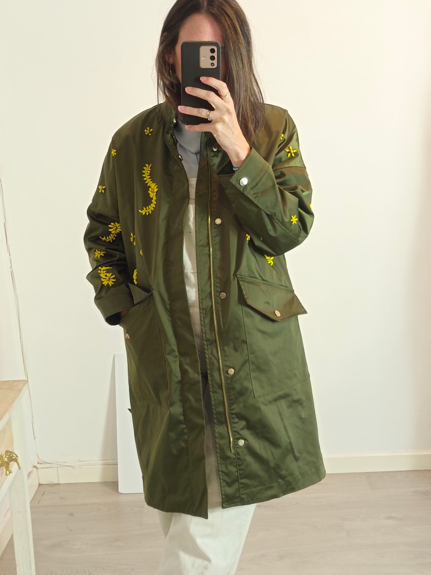 SFERA. Parka verde abalorios T.m