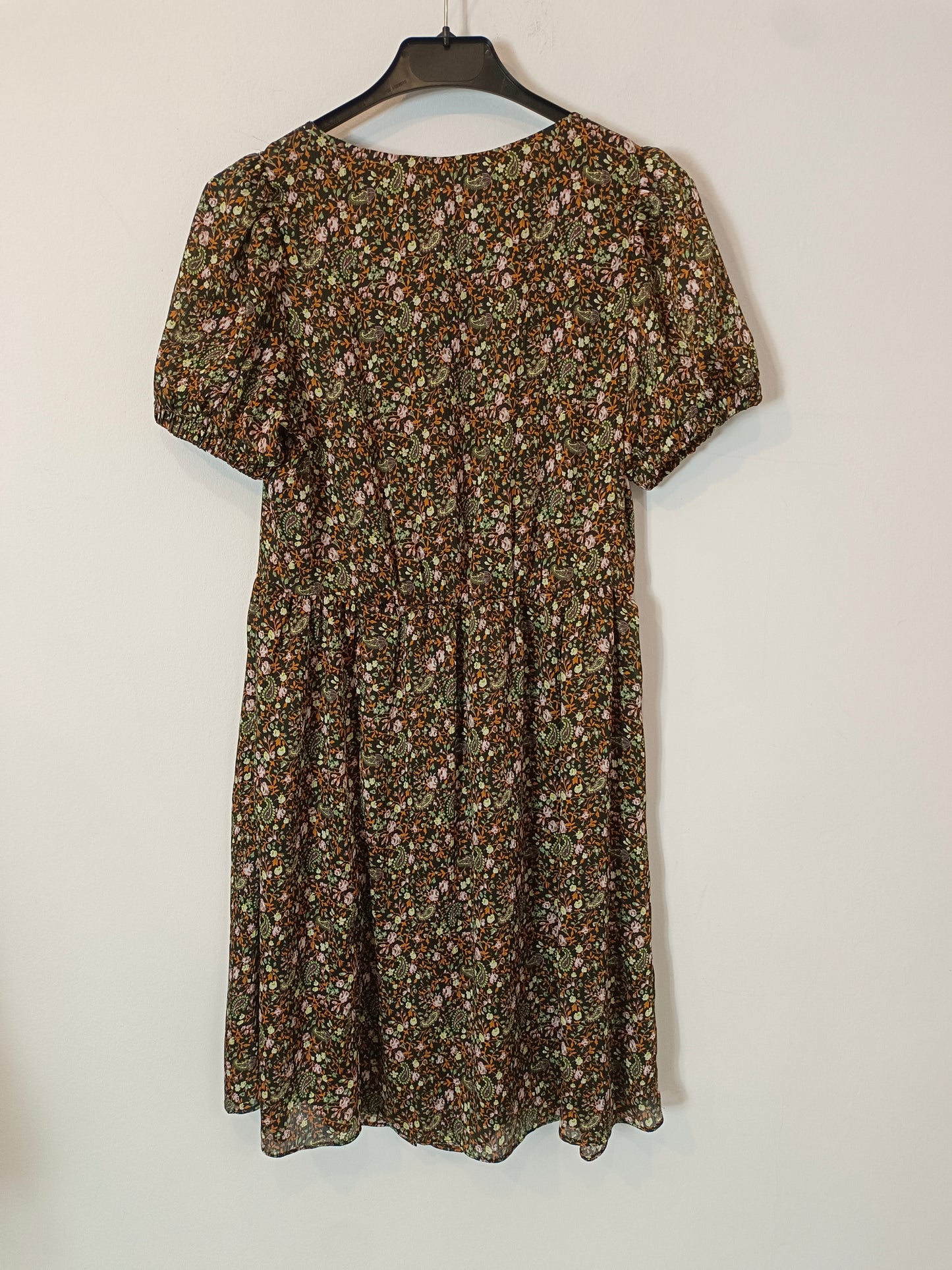 NAF NAF. Vestido corto fluido flores. T 38