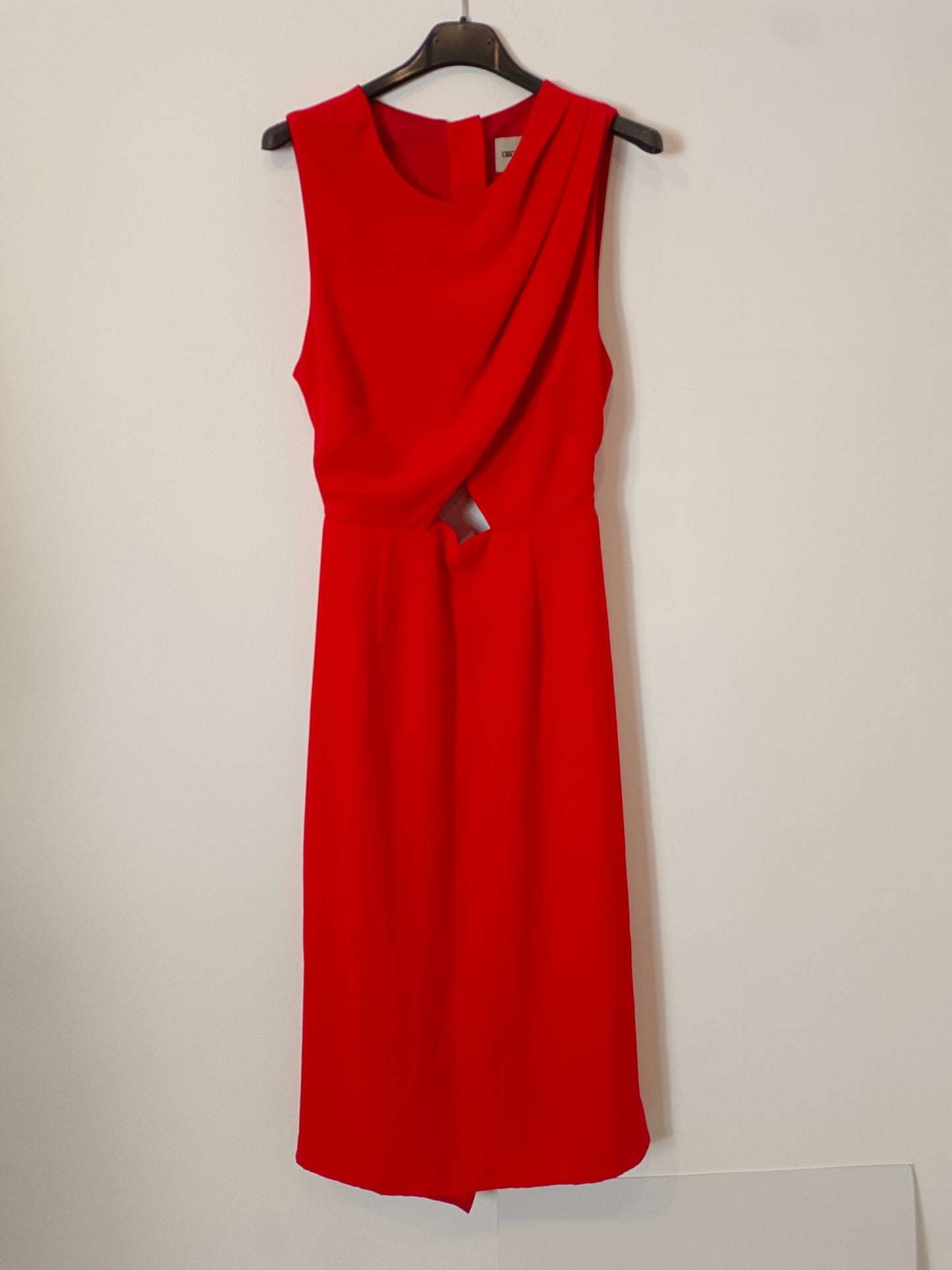 ASOS. Vestido midi rojo abertura T.38