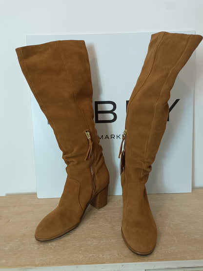 BERSHKA. Botas altas piel camel. T 38