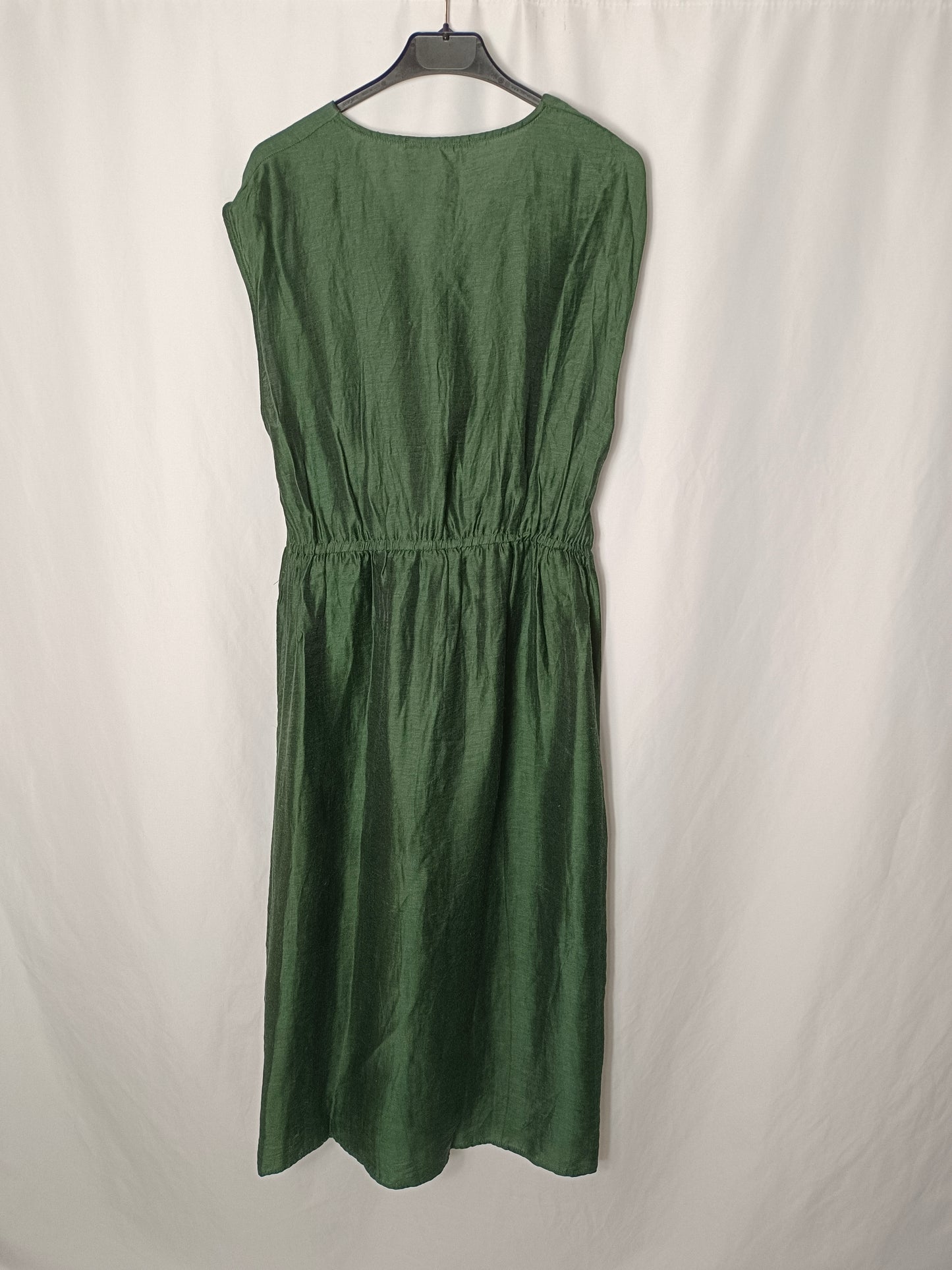 ZARA. Vestido midi verde nudo  T.l