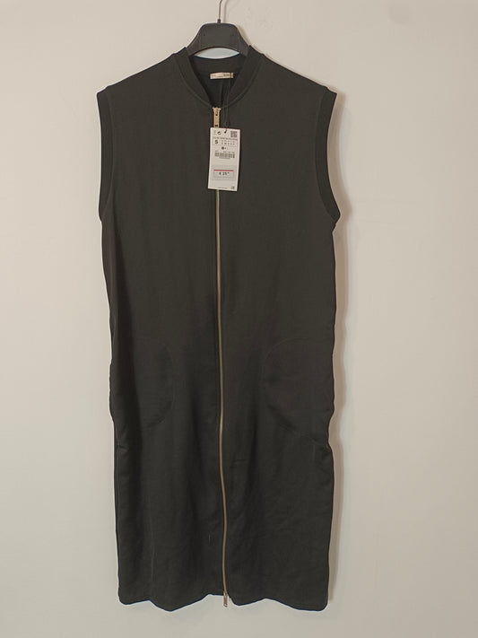 ZARA. Vestido midi negro cremallera T.s