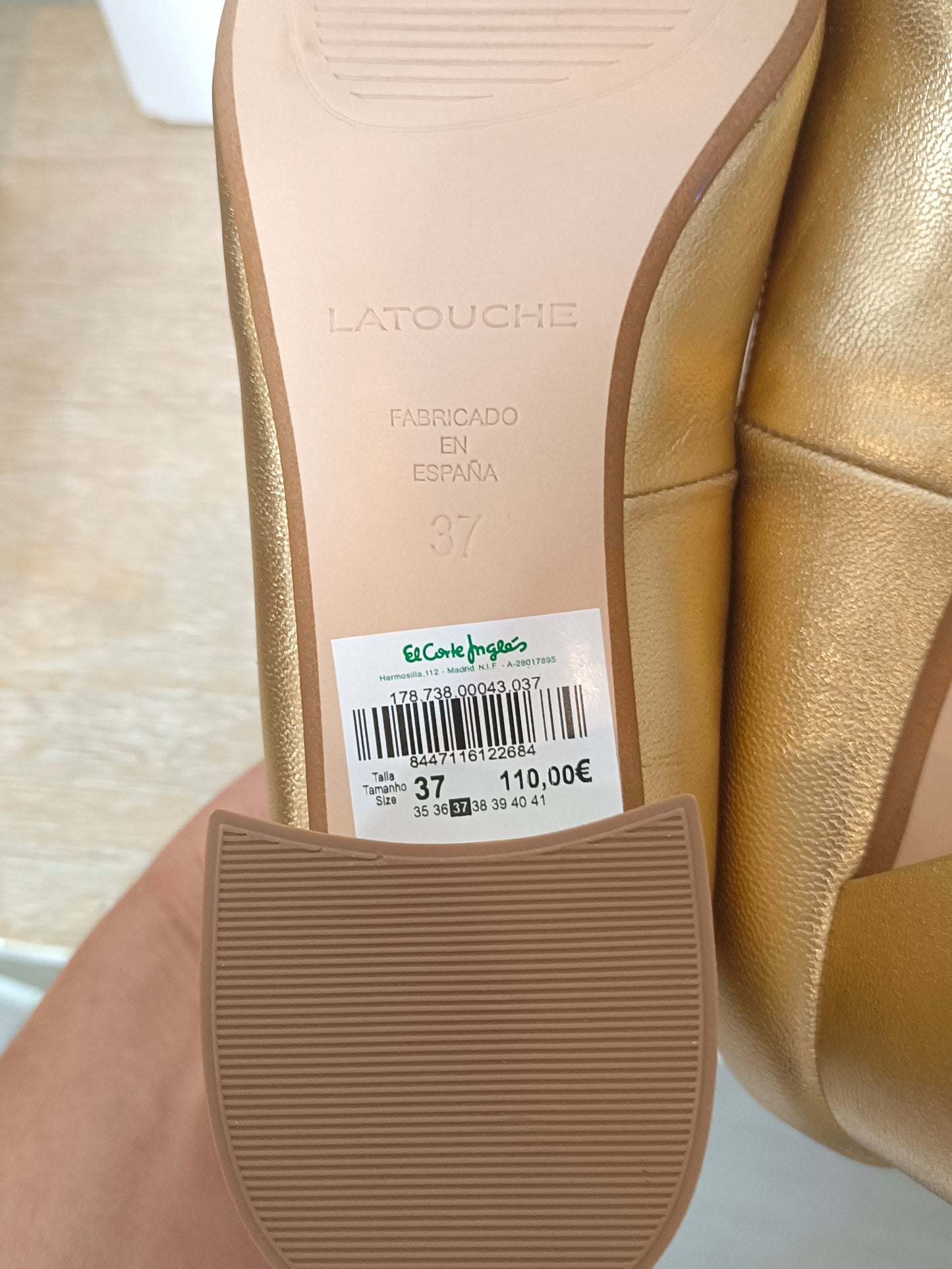 LATOUCHE. Zapato tacón dorado T.37