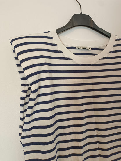 ZARA. Camiseta rayas hombreras T.s