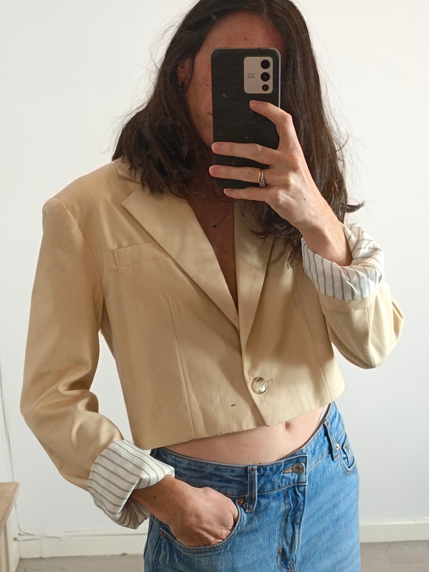 LEEMENT. Blazer beige corta T.u(S)