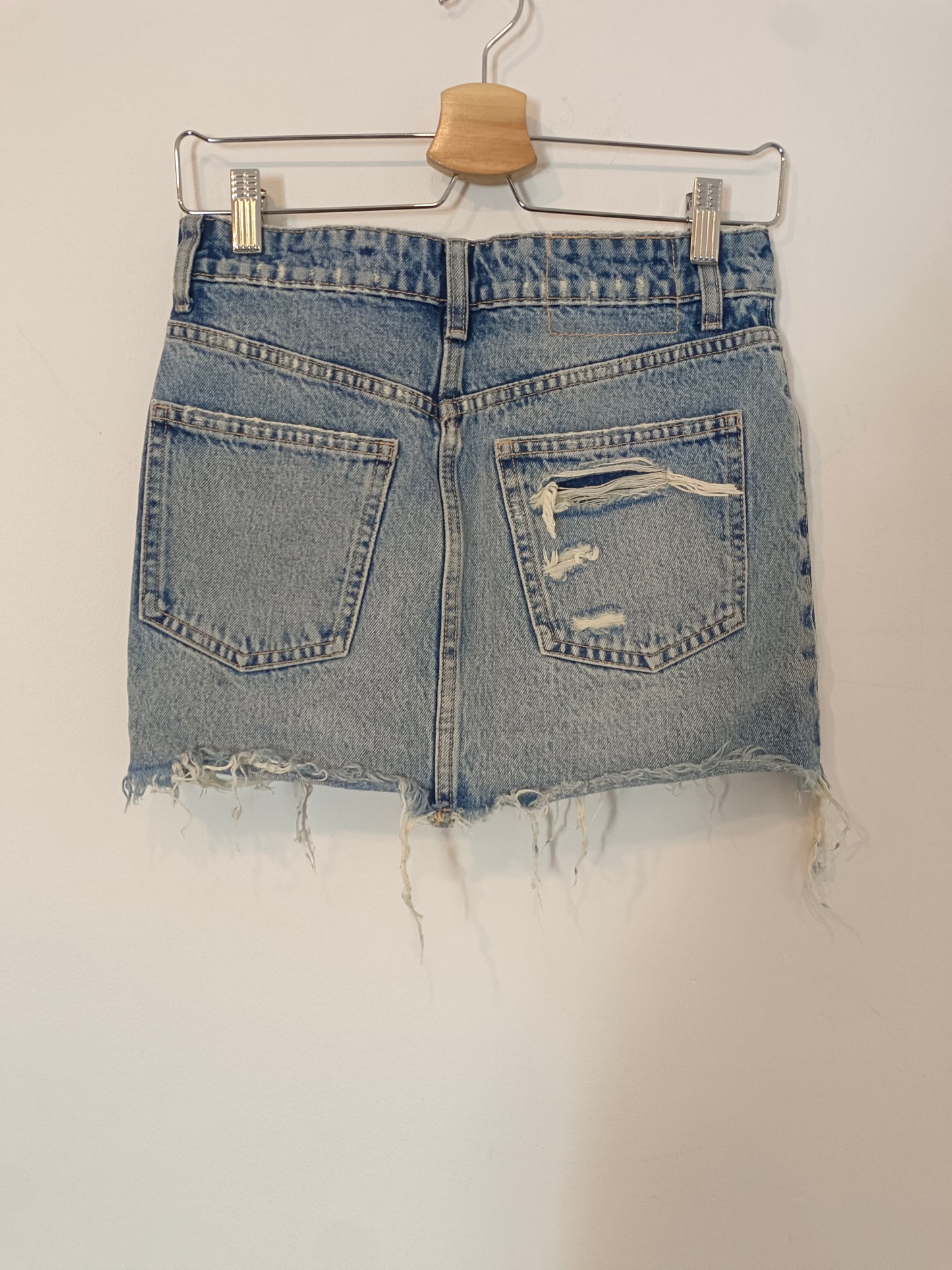 ZARA. Falda denim corta T.xs