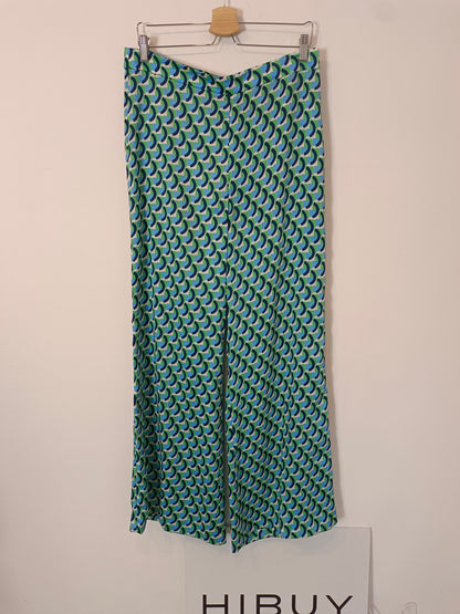 ZARA. Pantalón ancho fluido estampado  T.xl