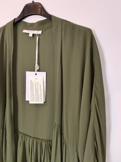 LA FEÉ MARABOUTE. Kimono verde fluido T.34